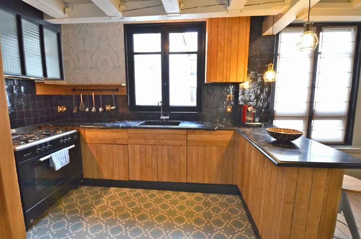 Grande Pomme Apartment Paris 0*,