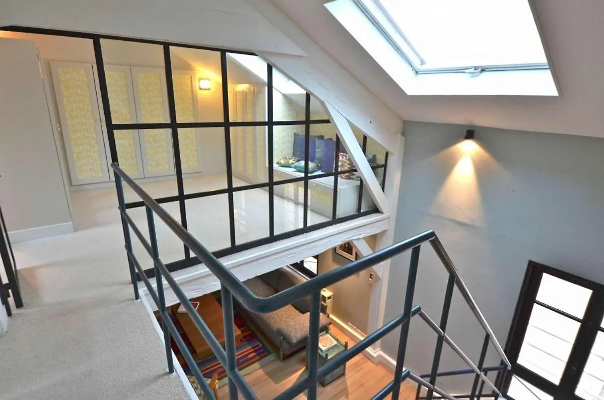 Grande Pomme Apartment Paris